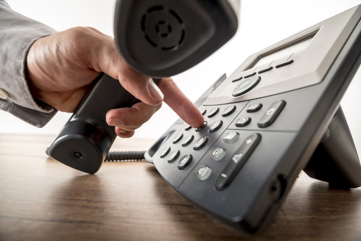 Why You Should Make the Switch to VoIP Phone Service for Business